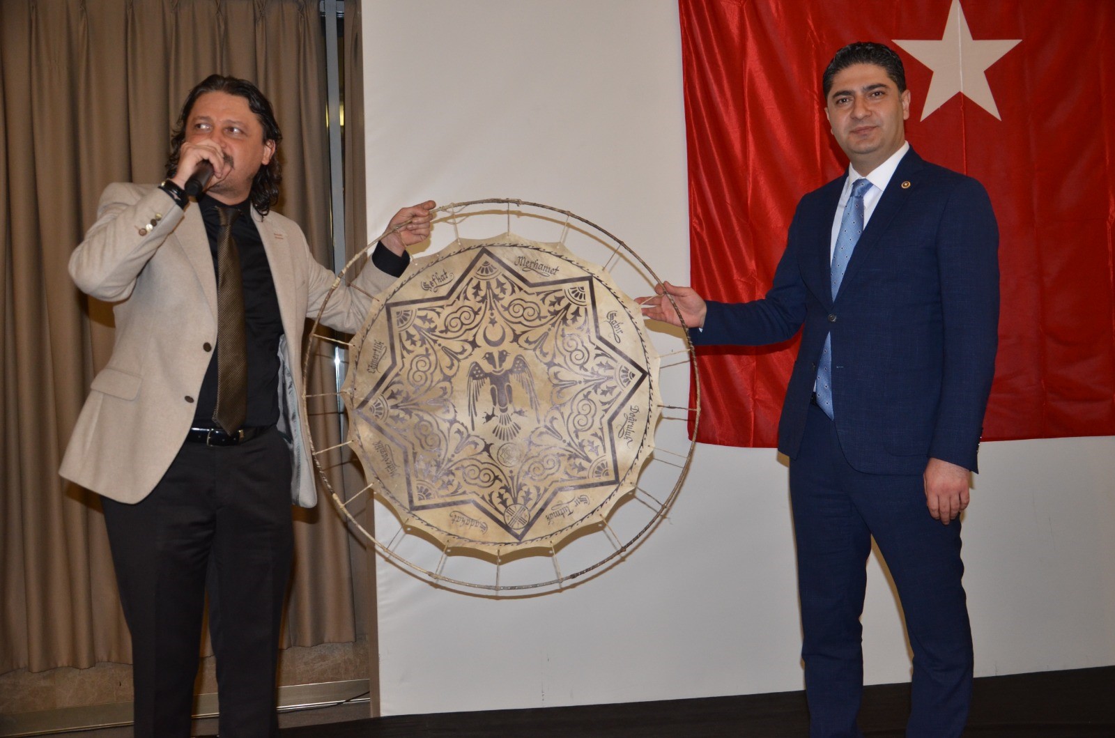 Milliyetçi Hareket Partisi Genel Başkan Yardımcısı İsmail Özdemir, Muharrem İnce’nin