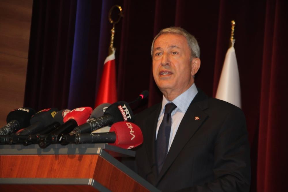 Milli Savunma Bakanı Hulusi Akar, seçimlerde tek engellerinin rehavet olduğunu