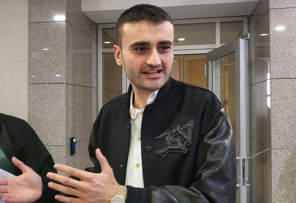 CZN Burak lakaplı Burak Özdemir ile babasına, ‘Kentsel Sit Alanı’