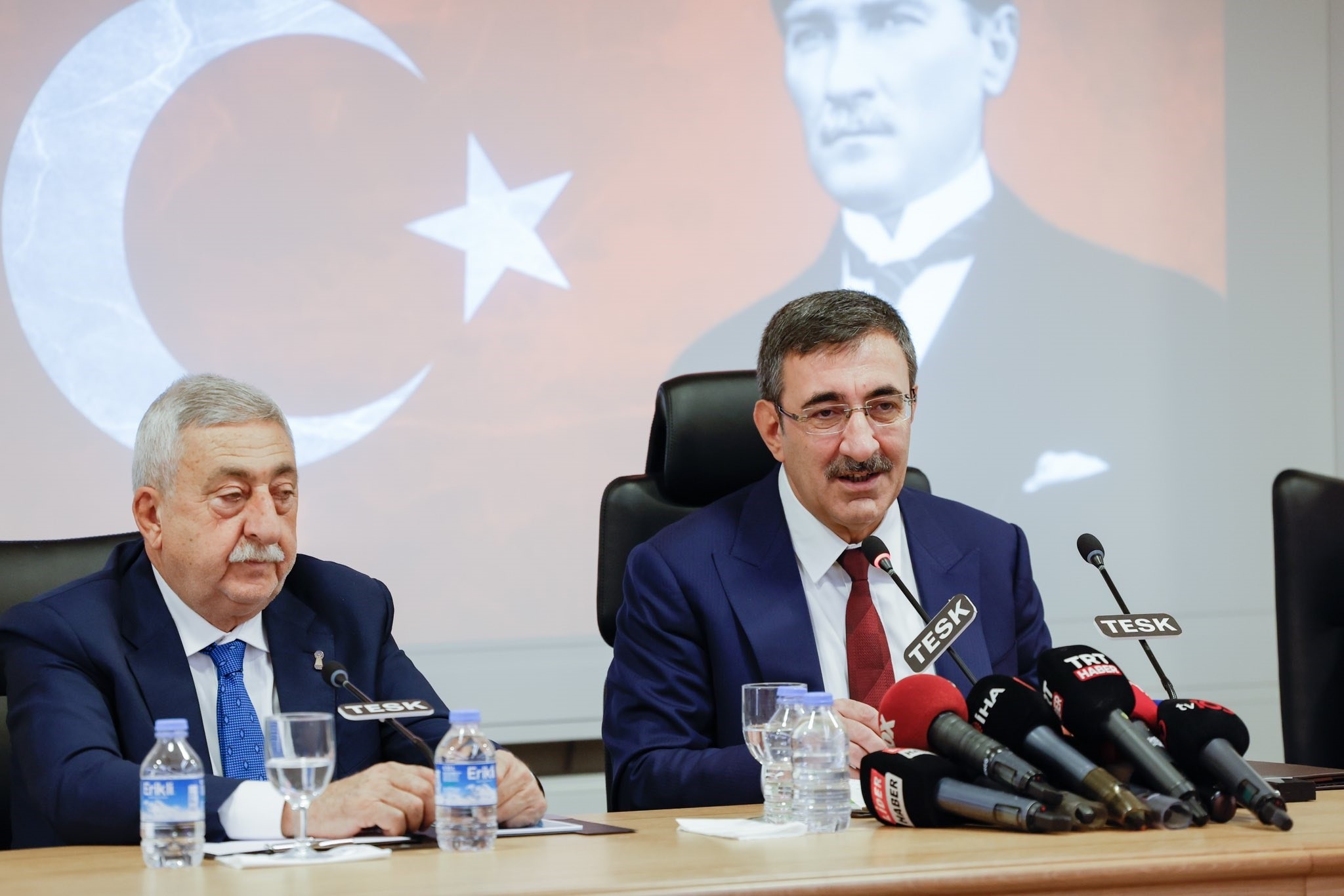Cumhurbaşkanı Yardımcısı Cevdet Yılmaz, “Yıllık bazda enflasyondaki önemli düşüşler 2024