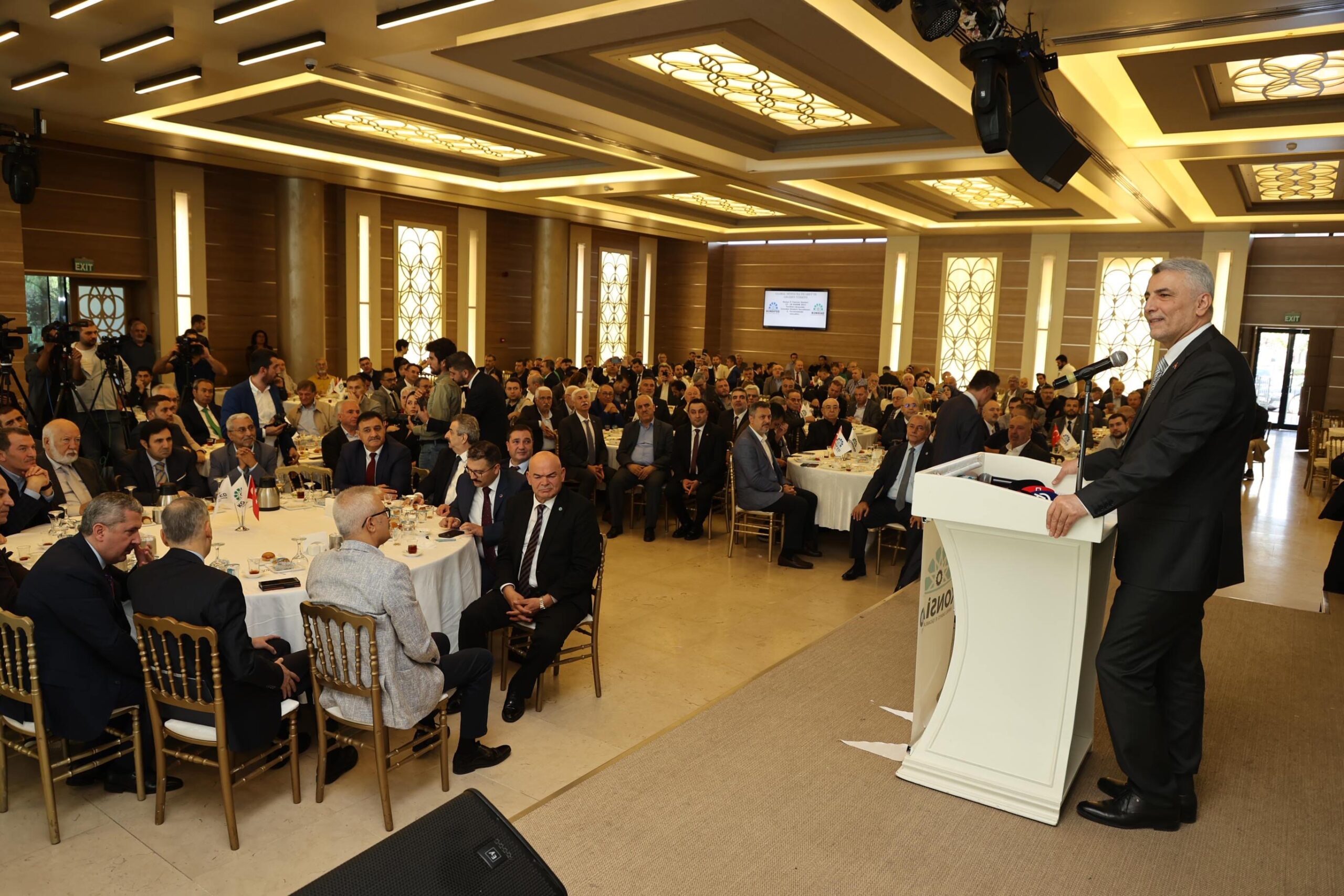 Konyalı Sanayici ve İş Adamları Derneği (KONSİAD) ile İstişare Toplantısı’nda