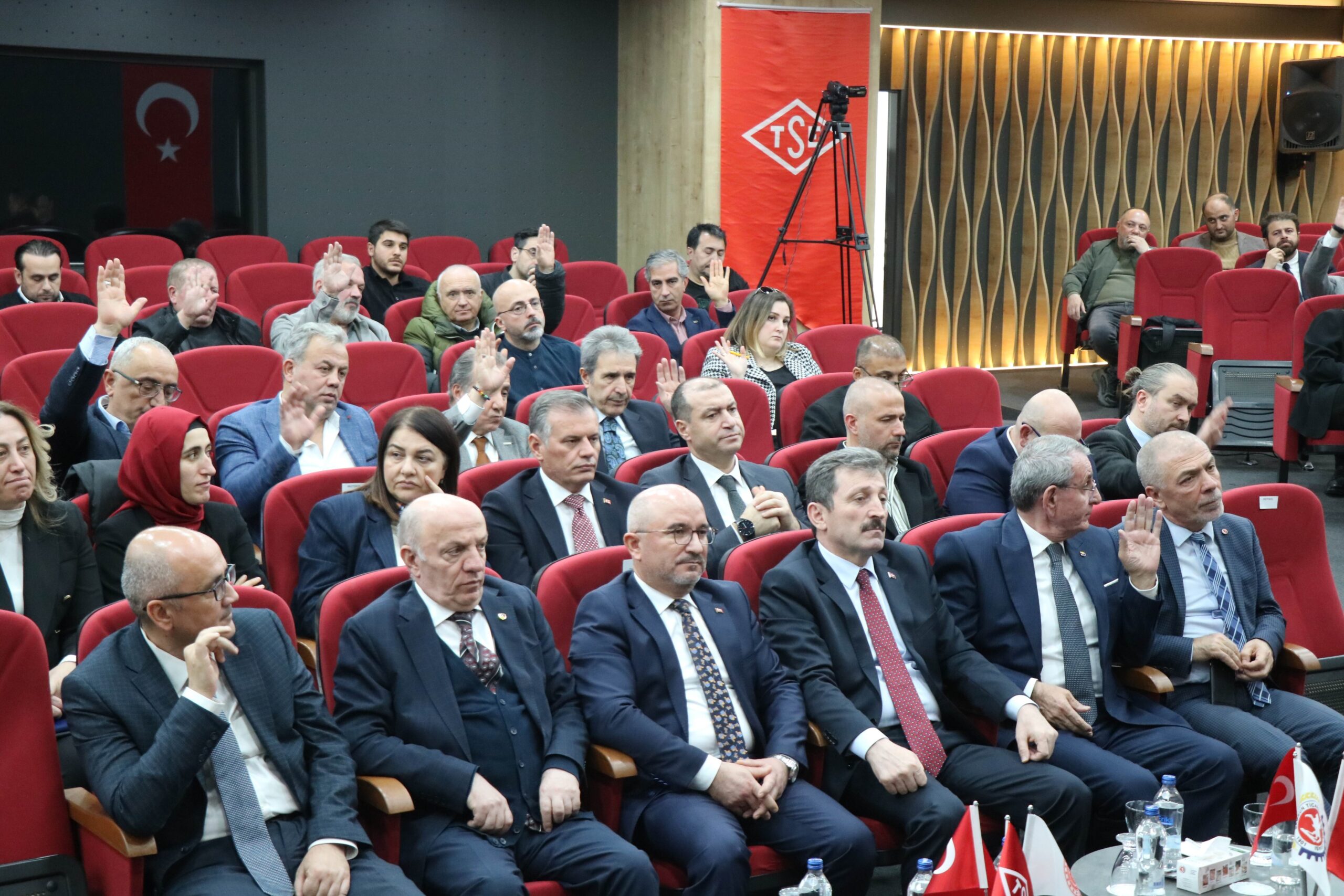 Türk Standartları Enstitüsü (TSE) Başkanı Mahmut Sami Şahin, “Tıbbi Cihaz