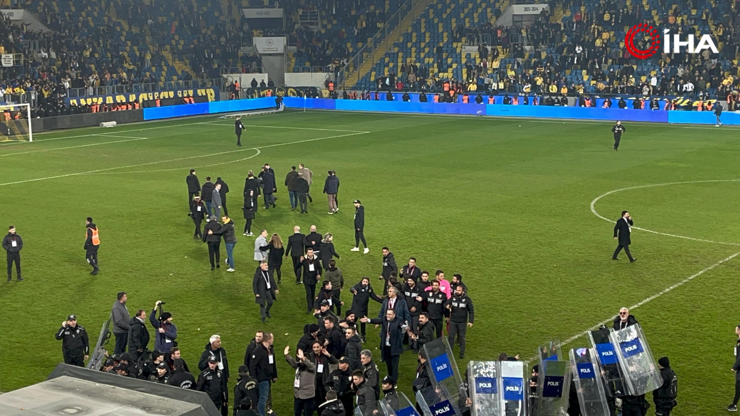 MKE Ankaragücü-Çaykur Rizespor maçı sonrası Ankaragücü Başkanı Faruk Koca, hakem