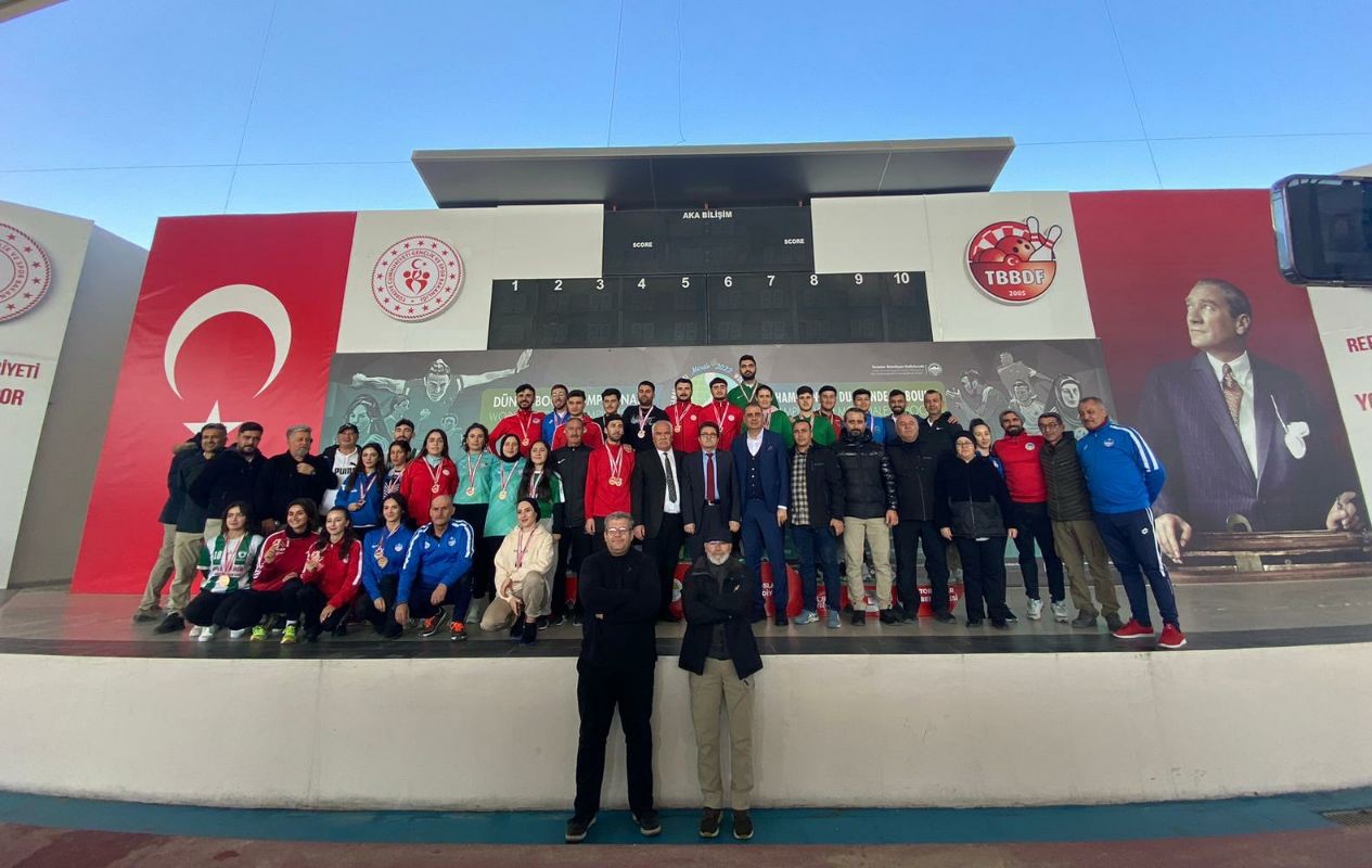 Samsun Alaçamspor Bocce Takımı, Raffa Türkiye Şampiyonası’nda şampiyon oldu.Ahmet Şükrü