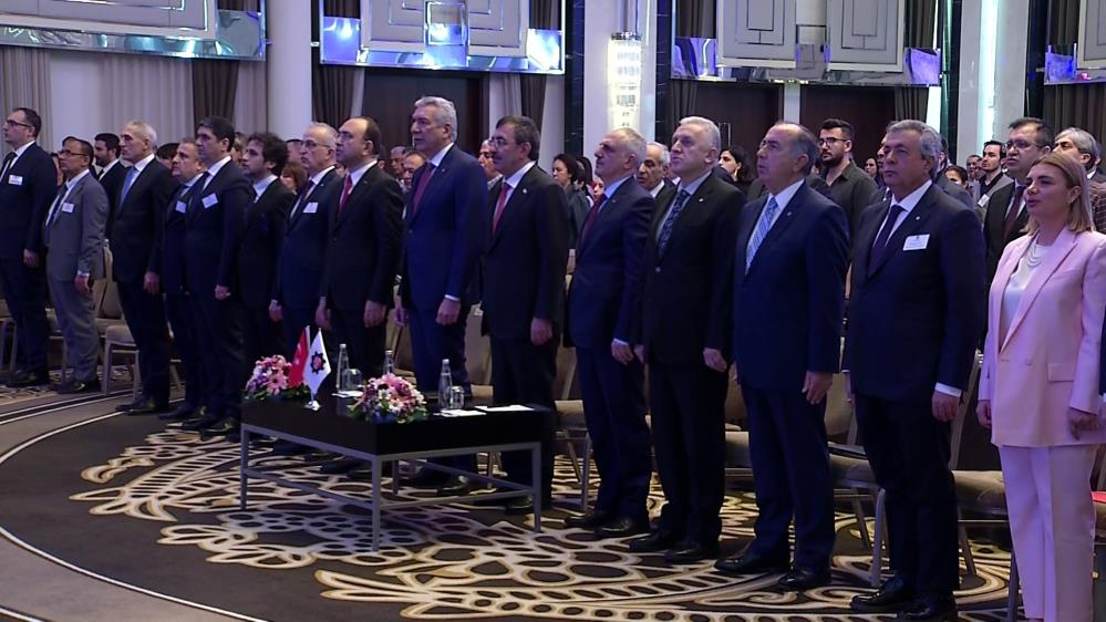 Türkiye’de Sanayinin Sigortalanması ve Çözüm Önerileri programında konuşan Cumhurbaşkanı Yardımcısı