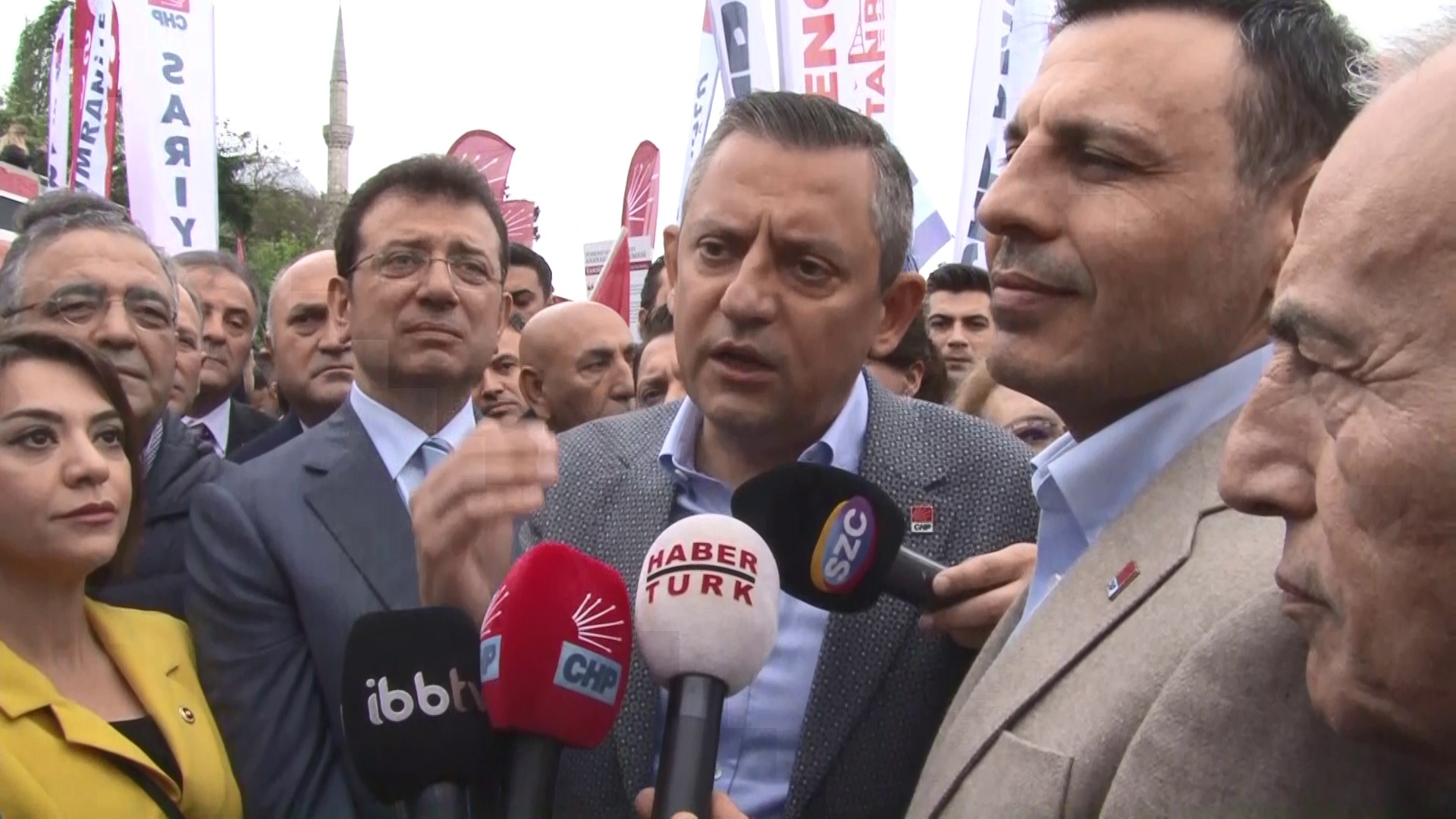 Cumhuriyet Halk Partisi (CHP) Genel Başkanı Özgür Özel ve İstanbul