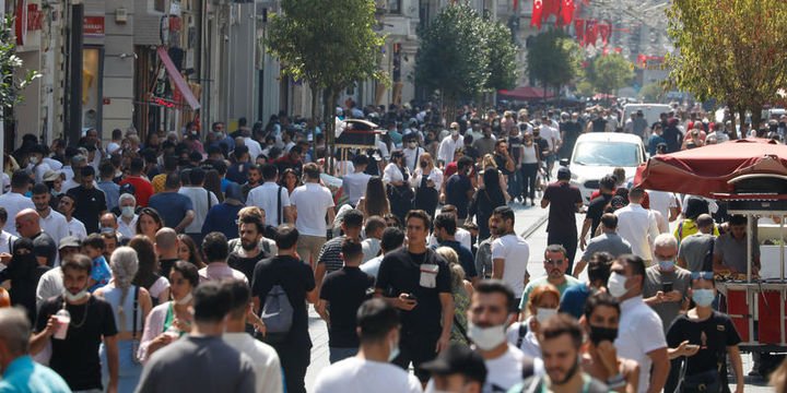 Türkiye İstatistik Kurumu (TÜİK), işsizlik oranının nisan ayında bir önceki aya göre