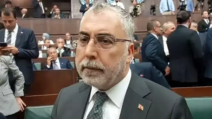 Çalışma ve Sosyal Güvenlik Bakanı Vedat Işıkhan, “Asgari ücrette herhangi