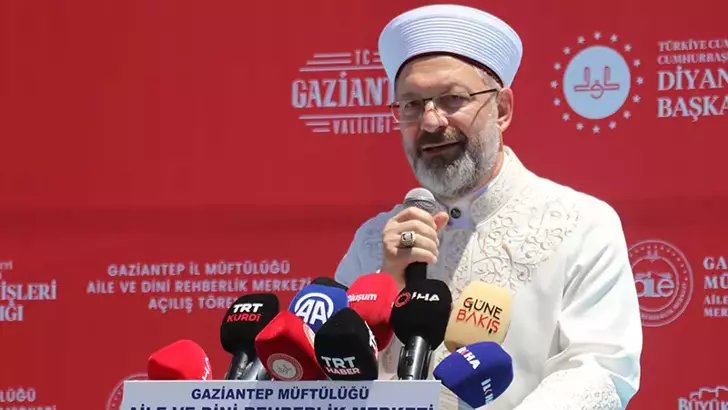 Diyanet İşleri Başkanı Prof. Dr. Ali Erbaş, ‘’Dünya bu soykırım karşısında nasıl sessiz