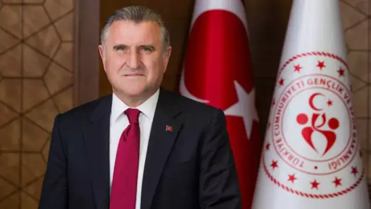 Gençlik ve Spor Bakanı Dr. Osman Aşkın Bak, Paris 2024 Olimpiyat Oyunları’na