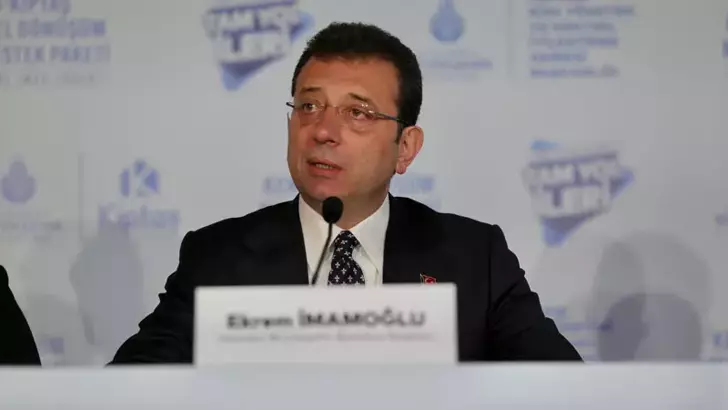 Saraçhane’de bulunan İBB Başkanlık binasında, İBB-KİPTAŞ Kentsel Dönüşüm Mali Destek