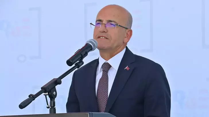 Hazine ve Maliye Bakanı Mehmet Şimşek, 6 Şubat’taki Kahramanmaraş merkezli deprem felaketi