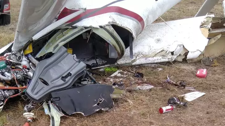 Bursa‘nın Yenişehir ilçesinde eğitim uçağı düştü. Öğretmen pilot ile öğretmen pilot adayı,