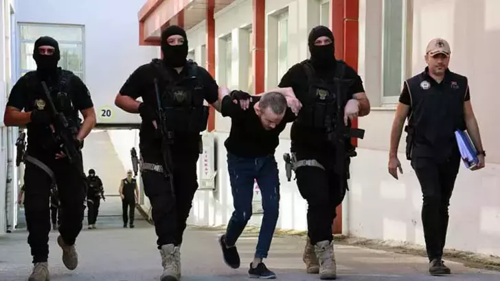 Milli İstihbarat Teşkilatı’nın (MİT) sınır ötesi operasyonu ile yakalanan El