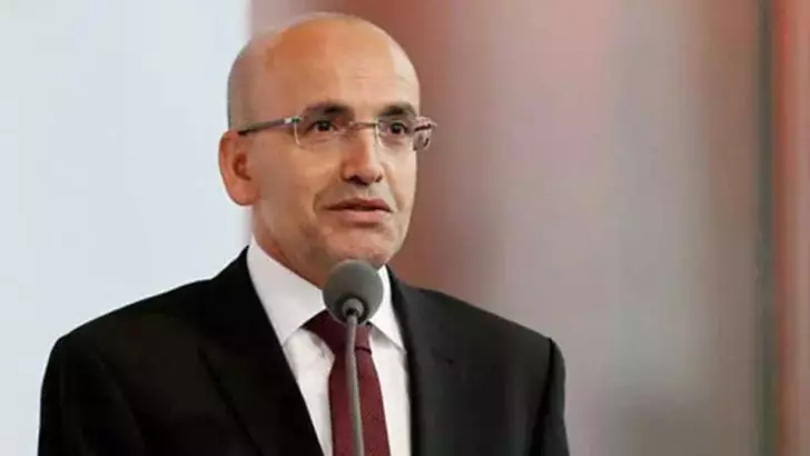 Hazine ve Maliye Bakanı Mehmet Şimşek, fiyat istikrarına giden yolun sabır ve