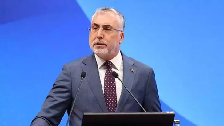 Çalışma ve Sosyal Güvenlik Bakanı Vedat Işıkhan, asgari ücret görüşmelerine ilişkin, “Aralık