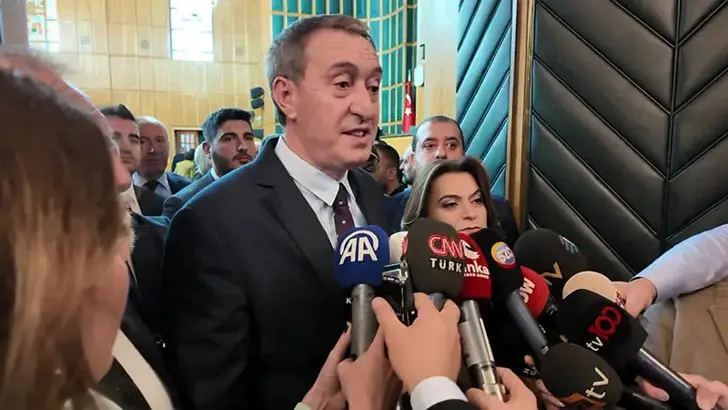 DEM Parti, İmralı’da PKK elebaşı Abdullah Öcalan ile görüşmek için Adalet