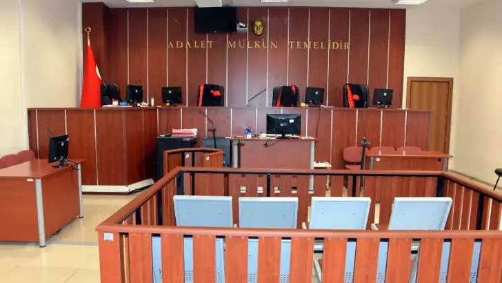 Milli Savunma Bakanlığı (MSB), Kara Harp Okulu mezuniyet törenindeki kılıçlı