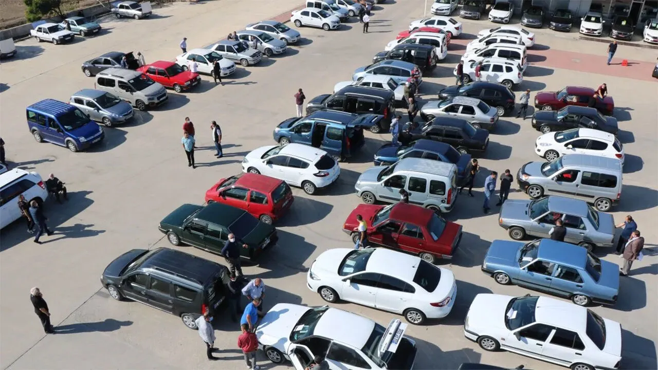 Ticaret Bakanlığı, ikinci el motorlu kara taşıtı ticaretinde 6 ay-6