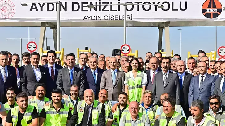 Ulaştırma ve Altyapı Bakanı Abdulkadir Uraloğlu, yarın resmi açılışı gerçekleştirilecek Aydın–Denizli Otoyolu