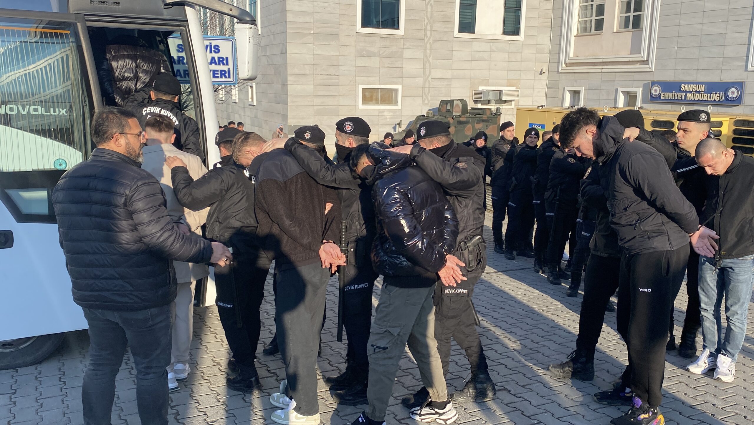 SAMSUN merkezli 5 ilde düzenlenen eş zamanlı silahlı suç örgütü