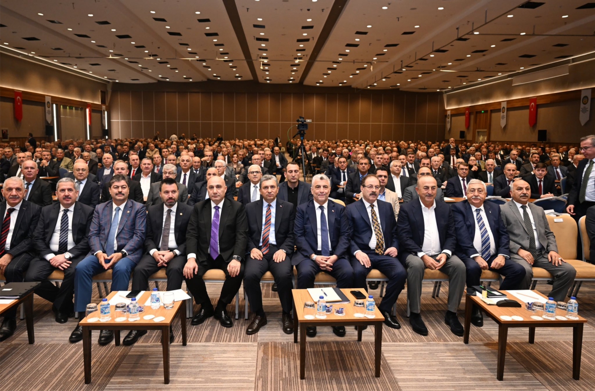 Antalya’da esnafın sorunları masaya yatırıldı. En çok da kira artışlarından