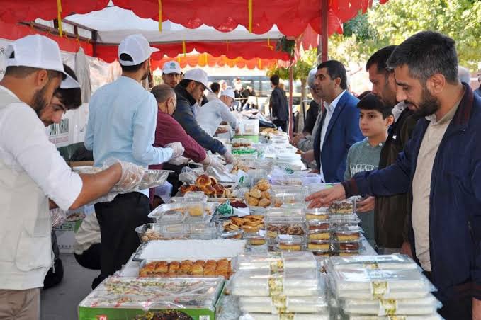 AYHAN GONCAHABER MERKEZİ- Aylarca devam eden panayır ve kermeslerin amacından