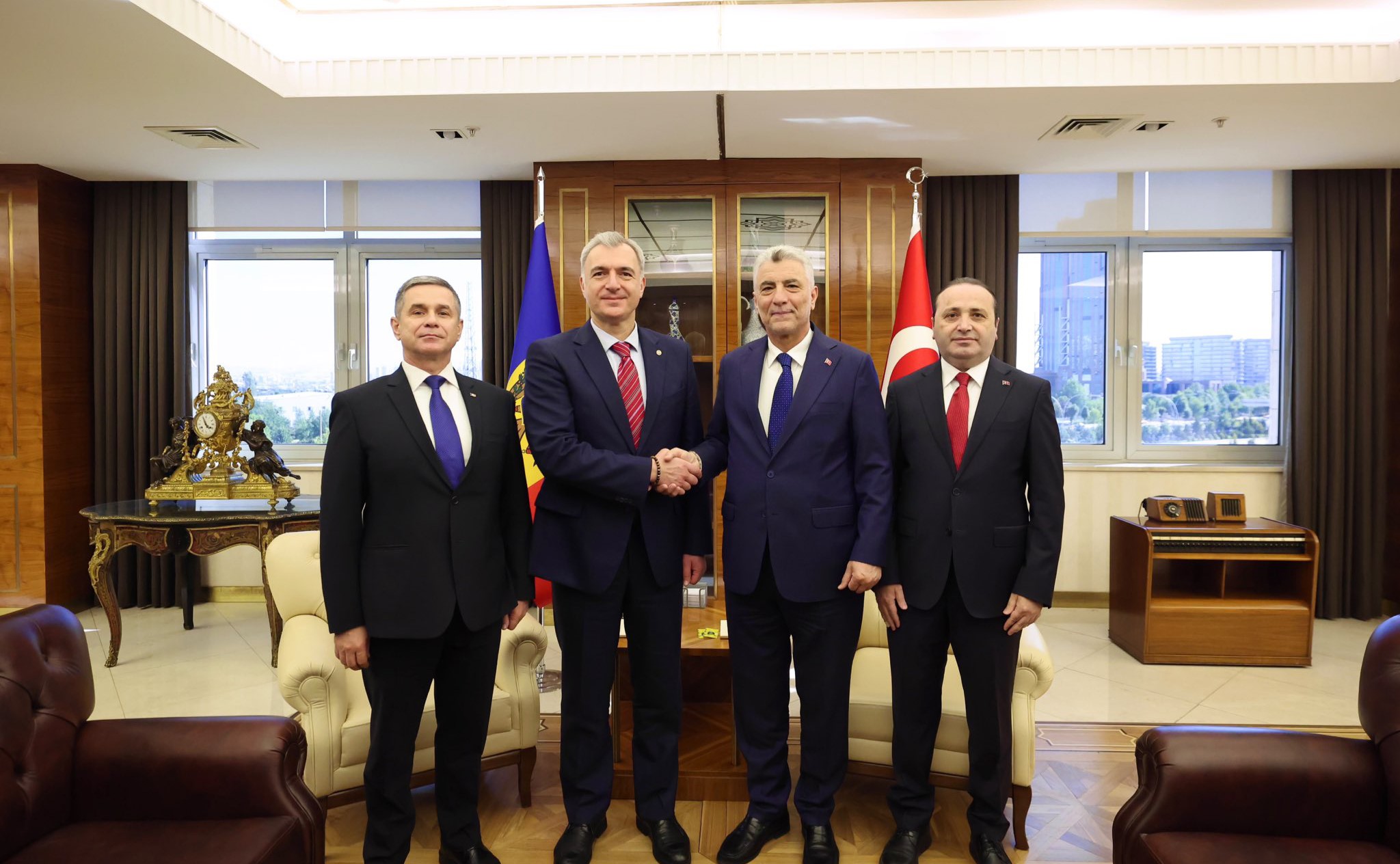 Kemal Diri ANKARA – Ticaret Bakanı Ömer Bolat, Moldova Başbakan