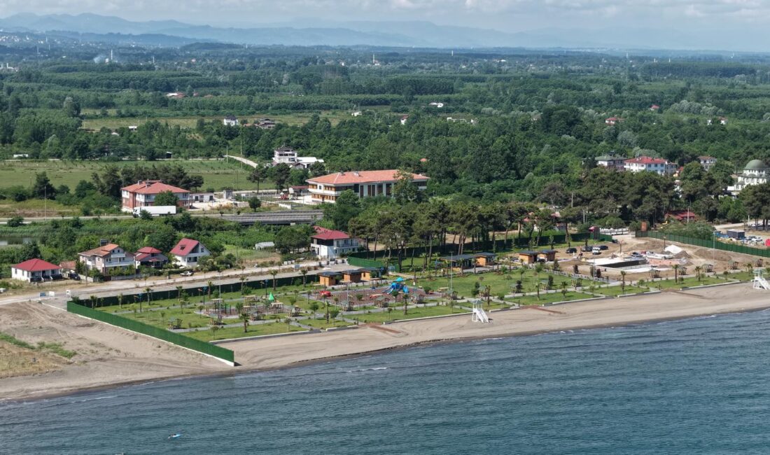 Samsun Büyükşehir Belediyesi tarafından Miliç Sahili’nde yapımı süren Kadınlar Plajı