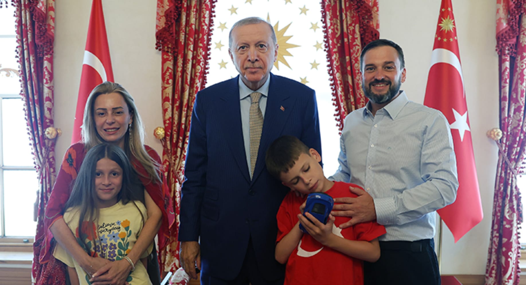 HABER MERKEZİ-Cumhurbaşkanı Recep Tayyip Erdoğan, Joshua Harris’i kabul etti Cumhurbaşkanı