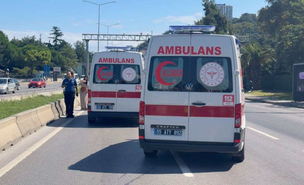 Furkan Abrek Ünal SAMSUN  – Samsun’un Atakum ilçesinde otomobil ve