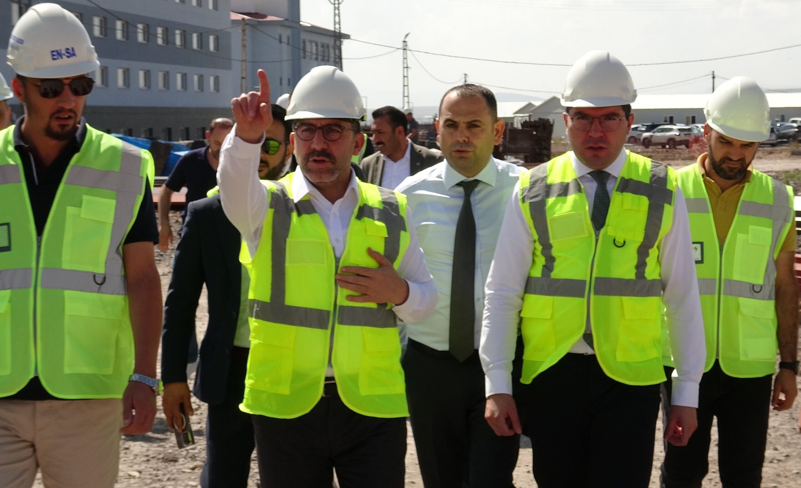 Işık Çapanoğlu KARS – Kars’ta yapımı hızla devam eden 500