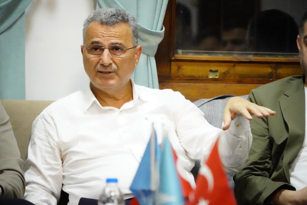 SAMSUN – Samsun’un İlkadım Belediye Başkanı İhsan Kurnaz, gençlerle buluşarak