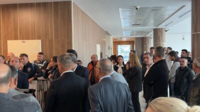 Taha Tütüncü – Emre Şenyürekli BURSA – Bursa’da Mustafa Bozbey