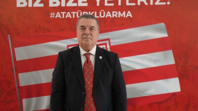 Erdi Demir SAMSUN – Samsunspor Başkan Vekili Veysel Bilen, taraftarlara