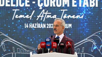 Ahmet Özkurt ANKARA – Ulaştırma ve Altyapı Bakanı Abdulkadir Uraloğlu,