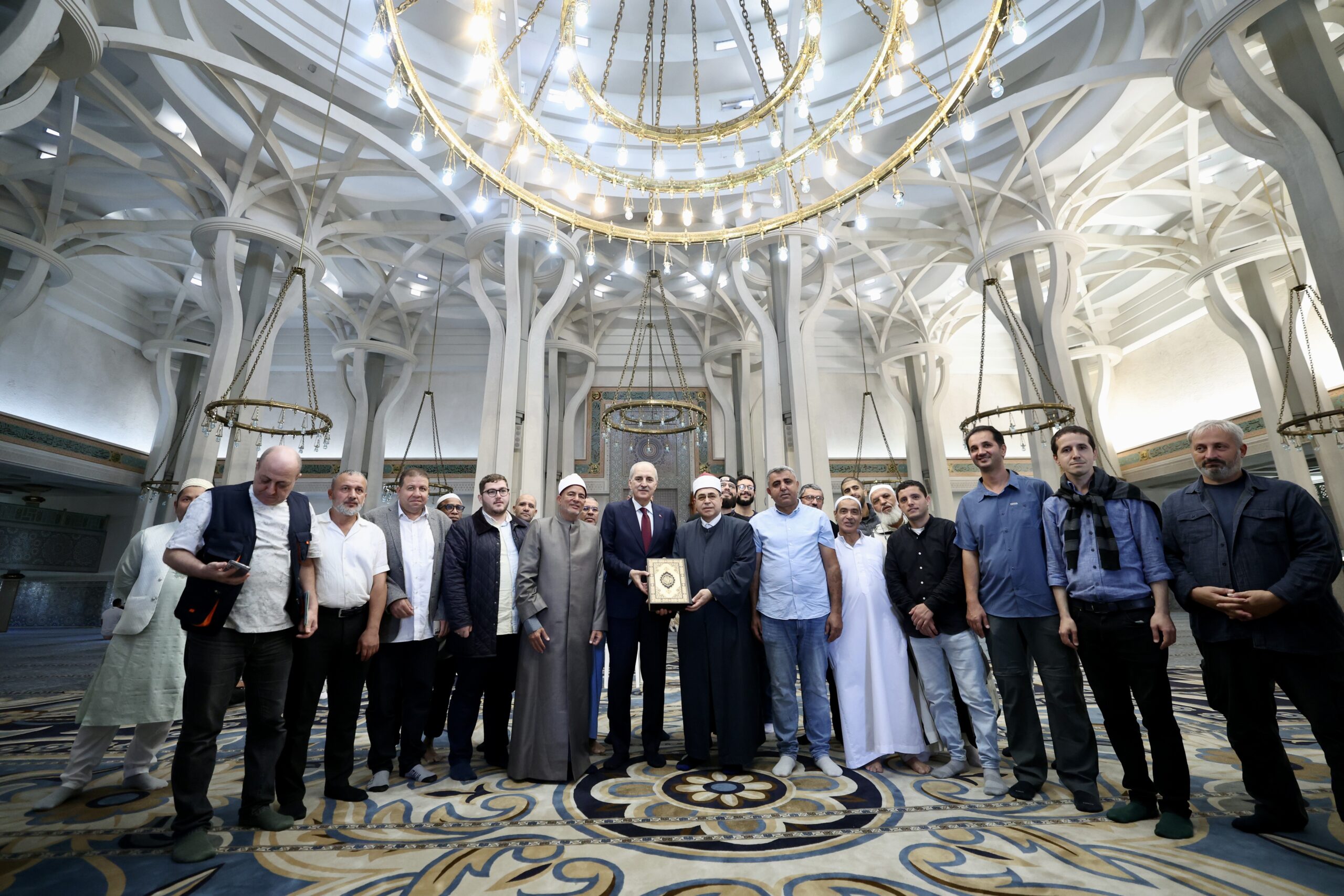 ROMA- Türkiye Büyük Millet Meclisi (TBMM) Başkanı Numan Kurtulmuş, İtalya’nın