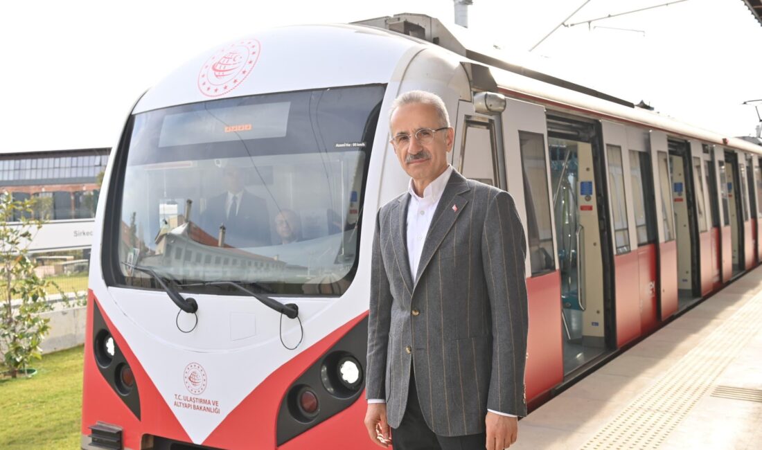 Ahmet Özkurt ANKARA – Ulaştırma ve Altyapı Bakanı Abdulkadir Uraloğlu,