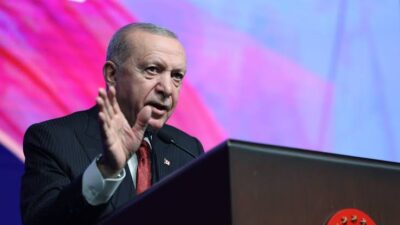 İSTANBUL – Cumhurbaşkanı Recep Tayyip Erdoğan fon sorununun kontrol altına